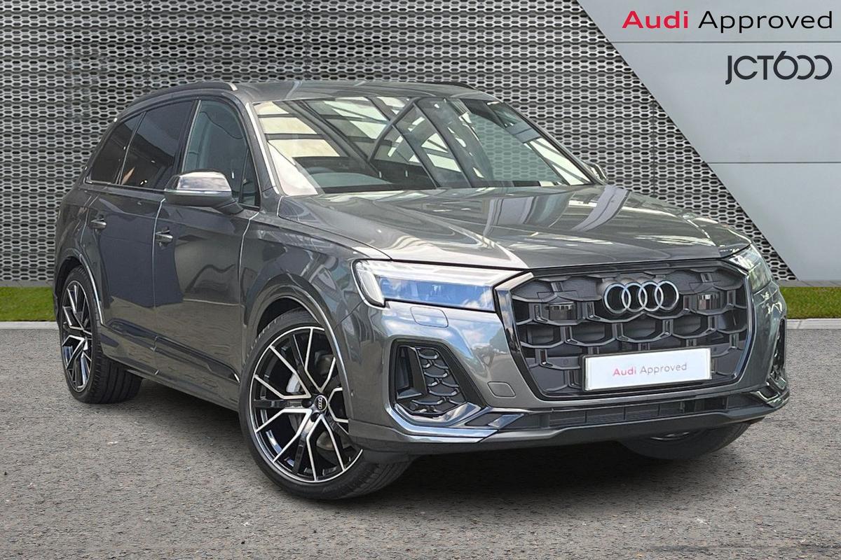 Main listing image - Audi Q7