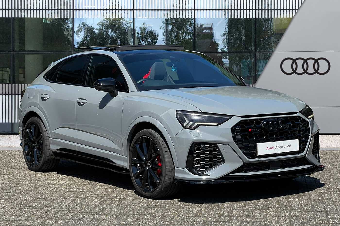 Main listing image - Audi RS Q3
