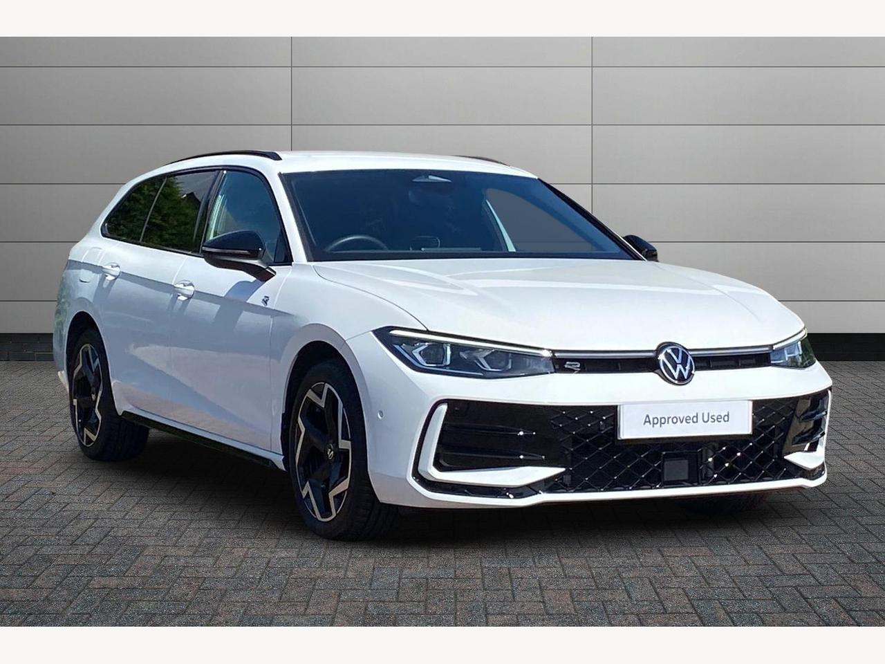 Main listing image - Volkswagen Passat Estate