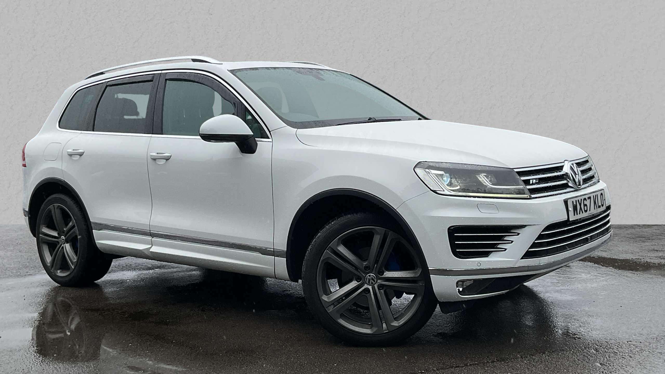 Main listing image - Volkswagen Touareg