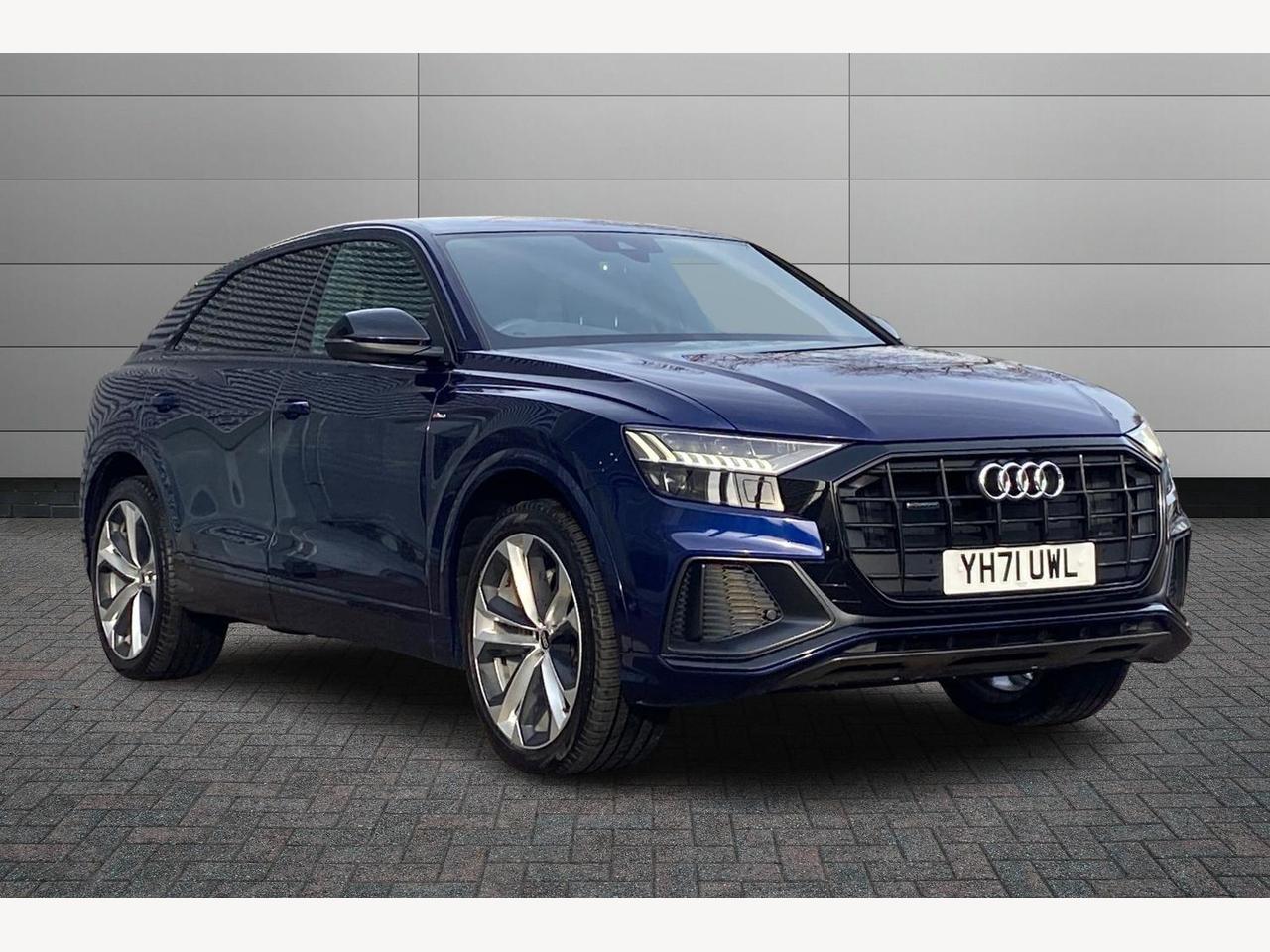 Main listing image - Audi Q8