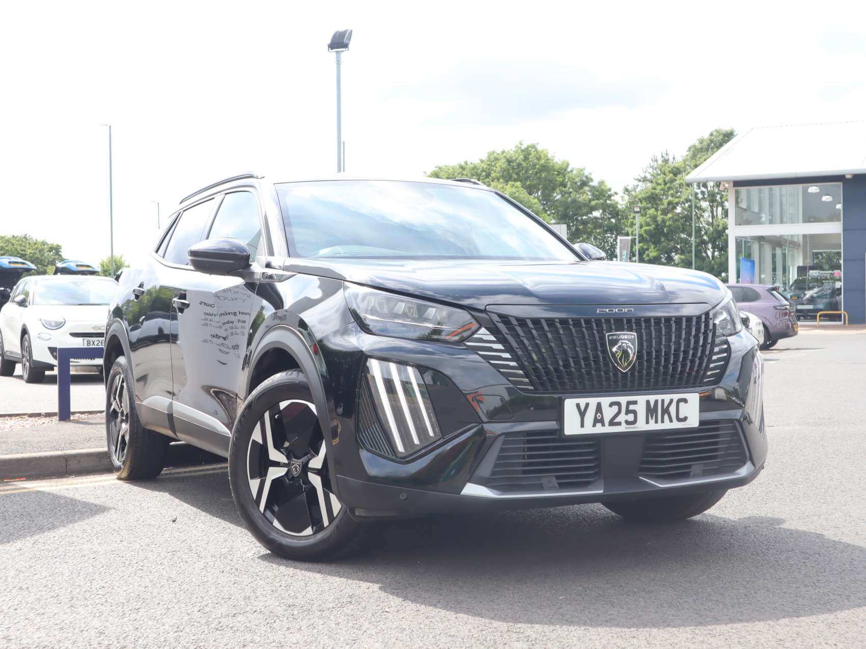 Main listing image - Peugeot 2008