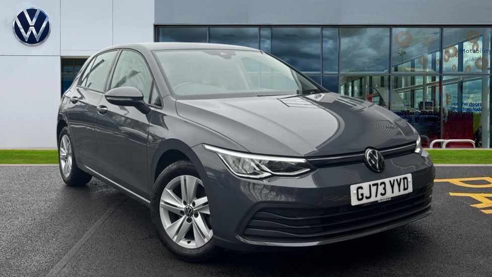 Main listing image - Volkswagen Golf