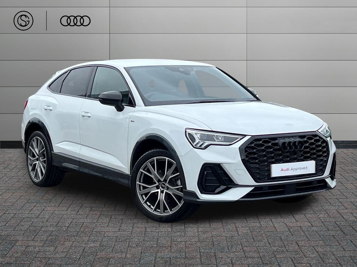 Main listing image - Audi Q3