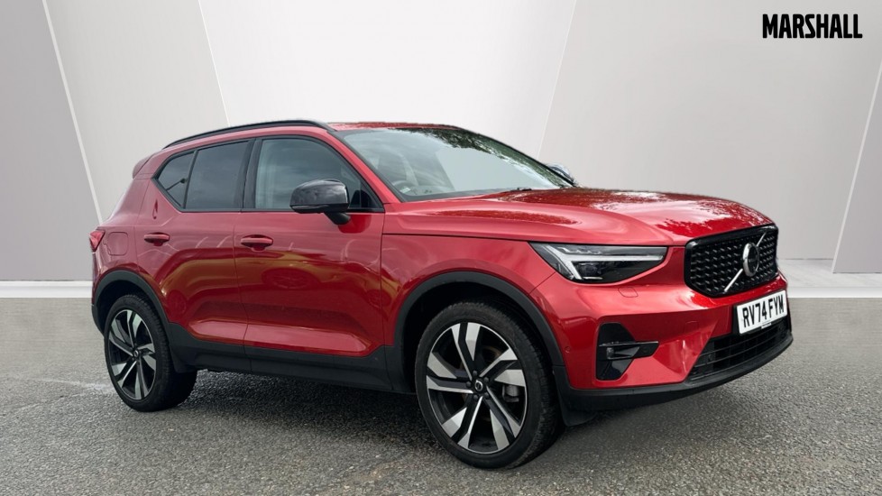 Main listing image - Volvo XC40