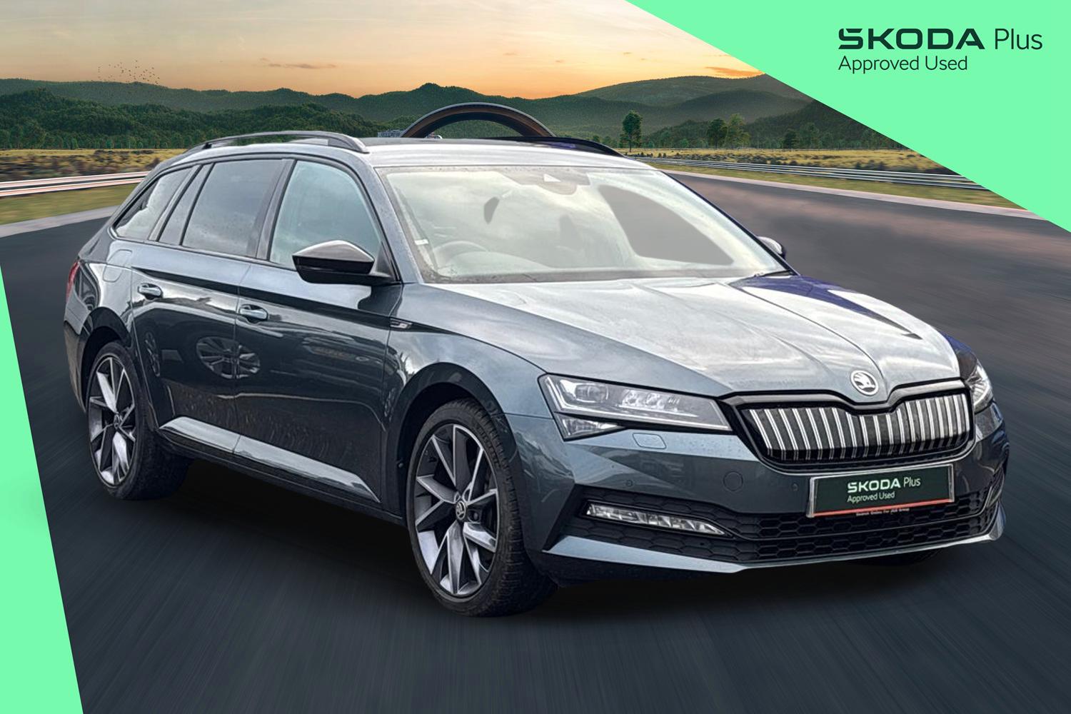 Main listing image - Skoda Superb Estate