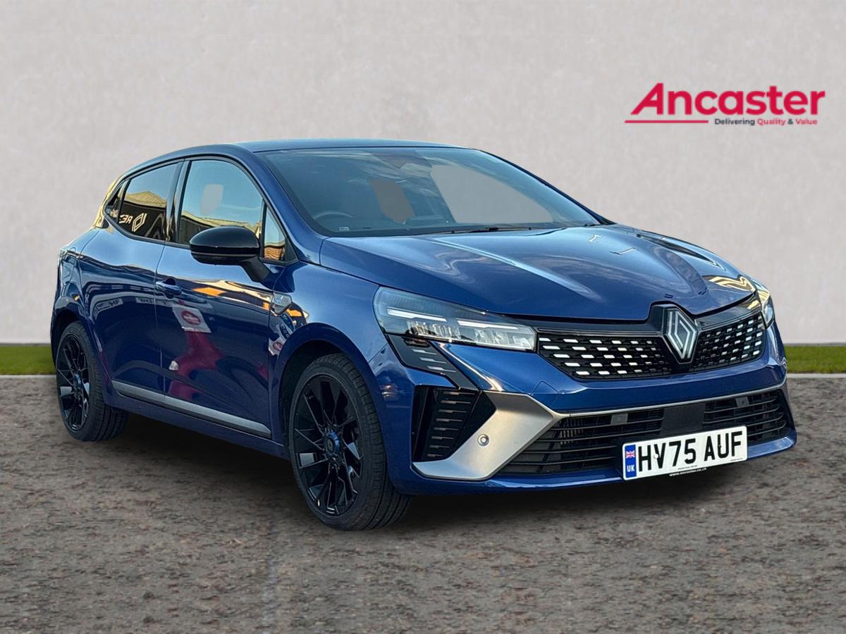 Main listing image - Renault Clio