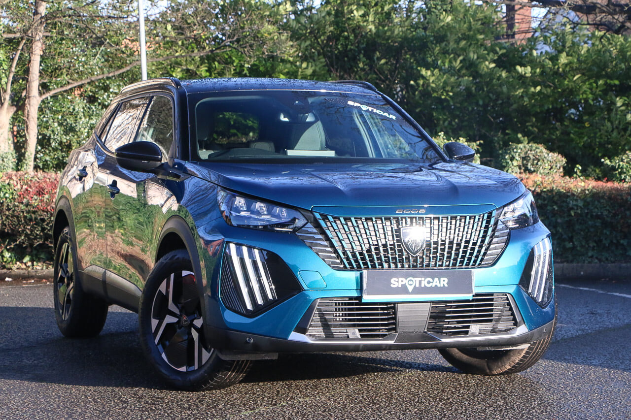 Main listing image - Peugeot 2008