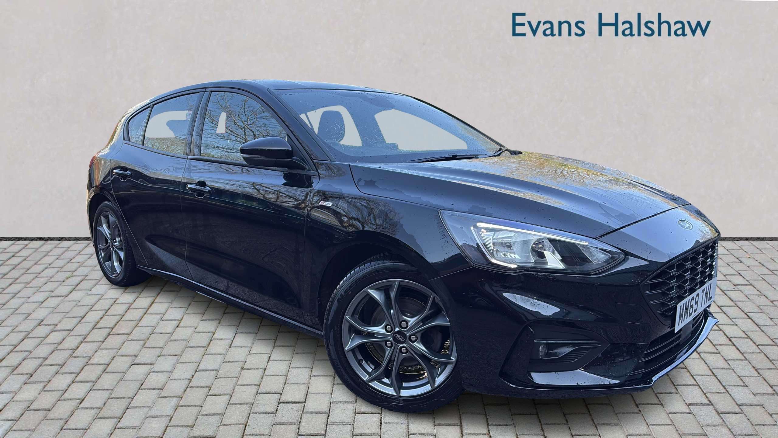 Main listing image - Ford Focus