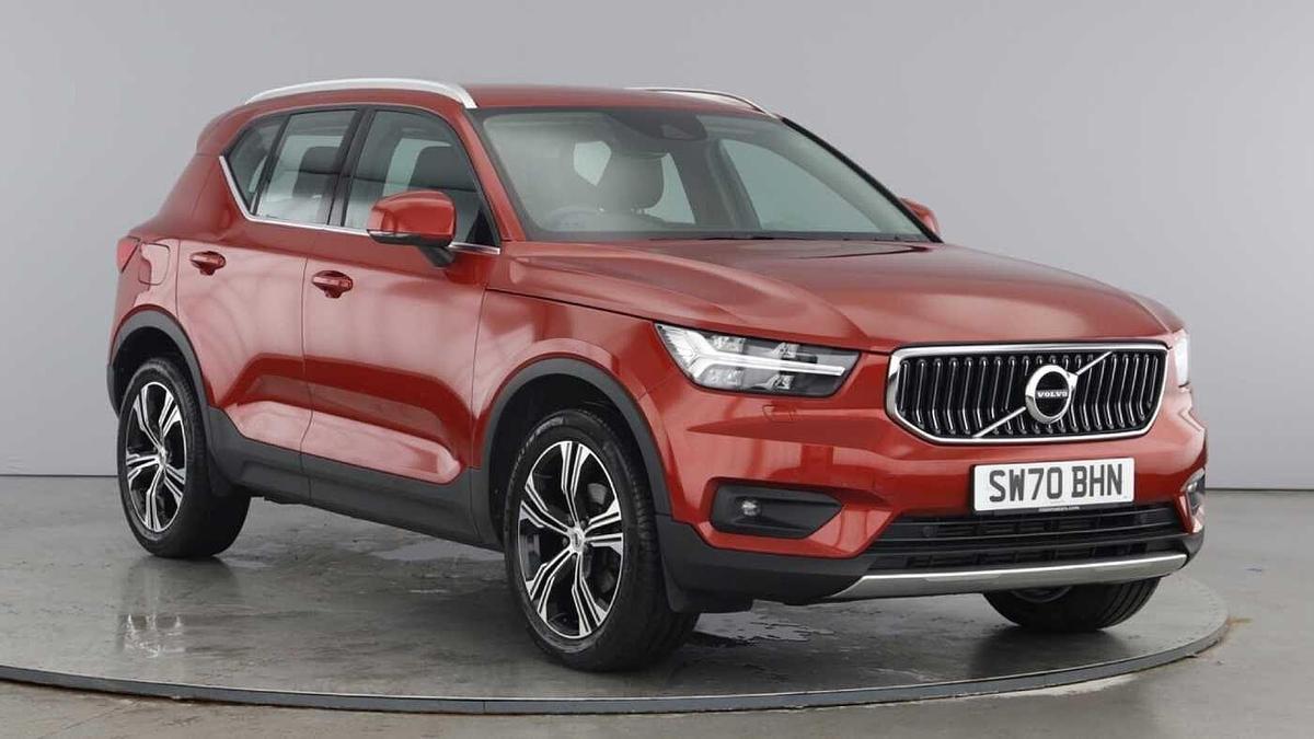 Main listing image - Volvo XC40