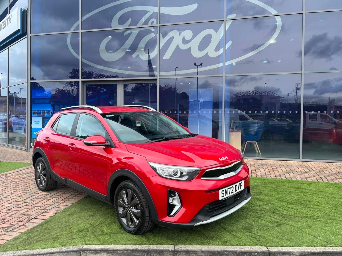 Main listing image - Kia Stonic