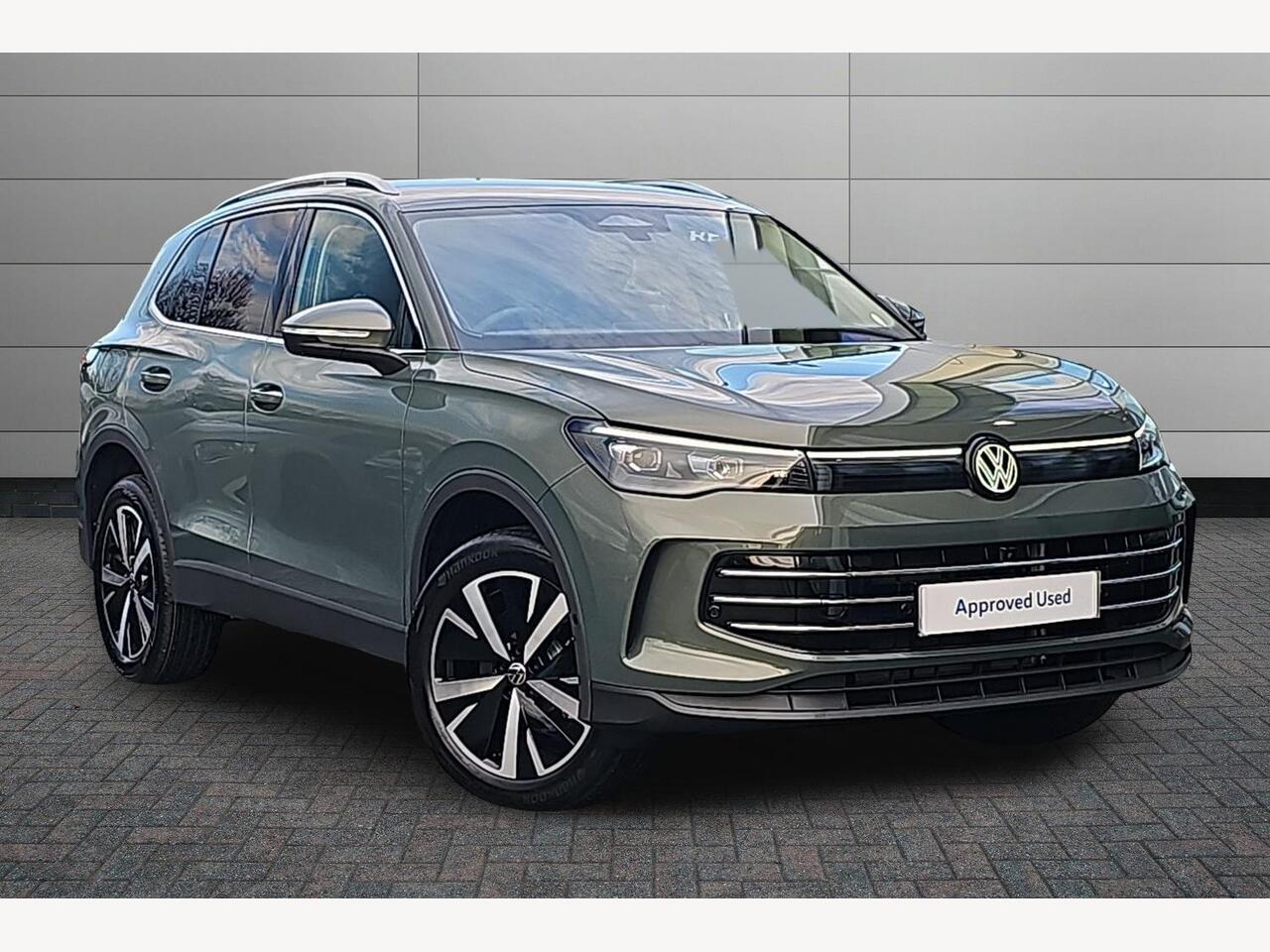 Main listing image - Volkswagen Tiguan