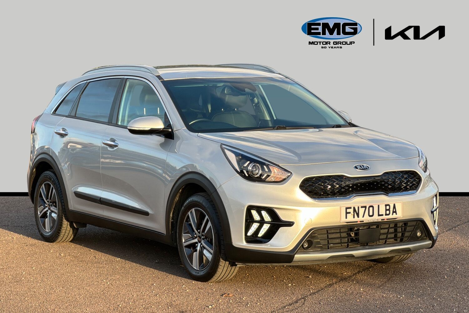 Main listing image - Kia Niro