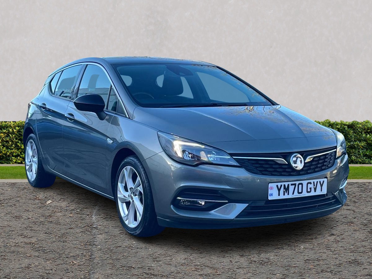 Main listing image - Vauxhall Astra