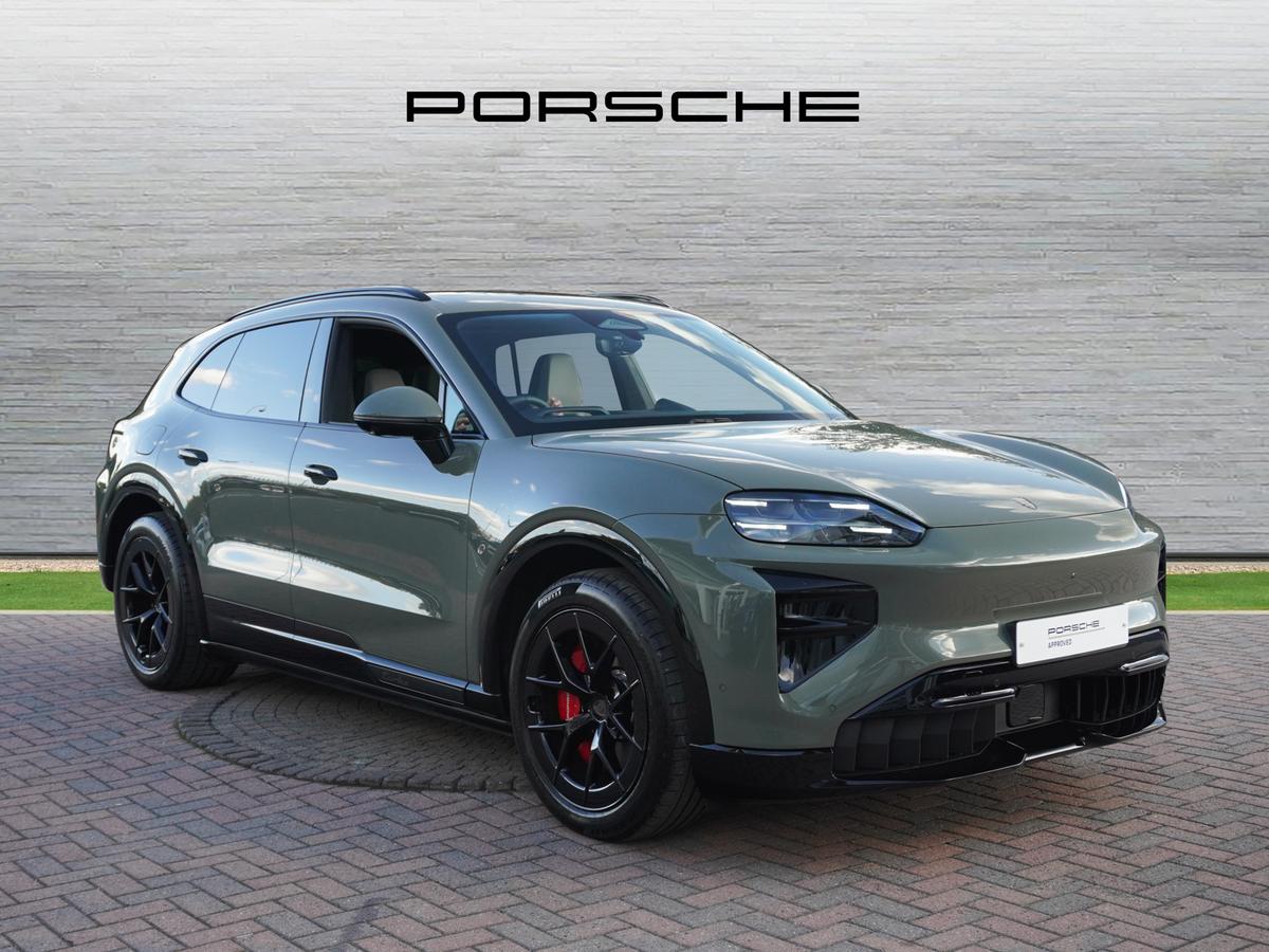 Main listing image - Porsche Cayenne Electric