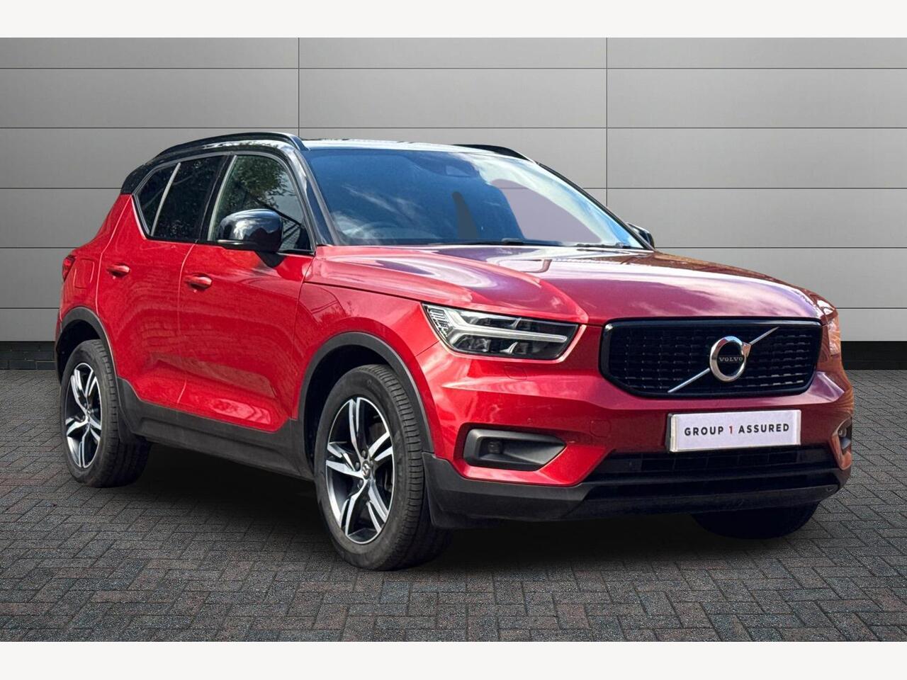 Main listing image - Volvo XC40