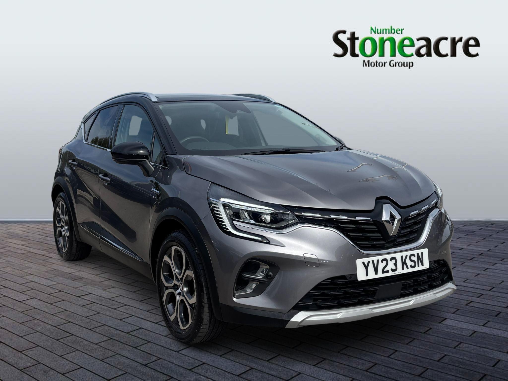 Main listing image - Renault Captur