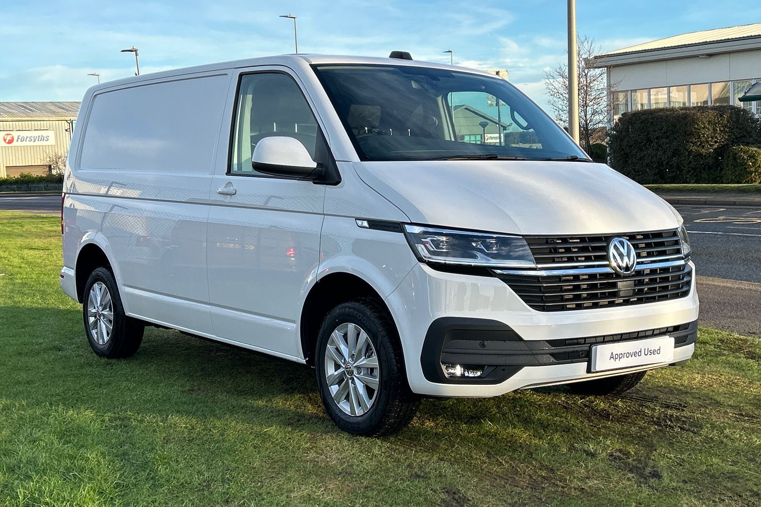 Main listing image - Volkswagen Transporter
