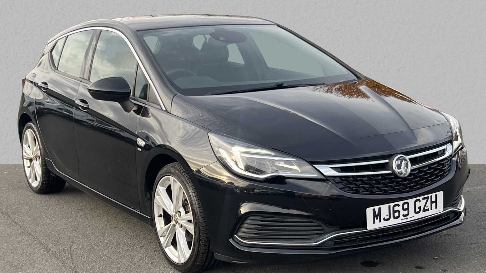 Main listing image - Vauxhall Astra