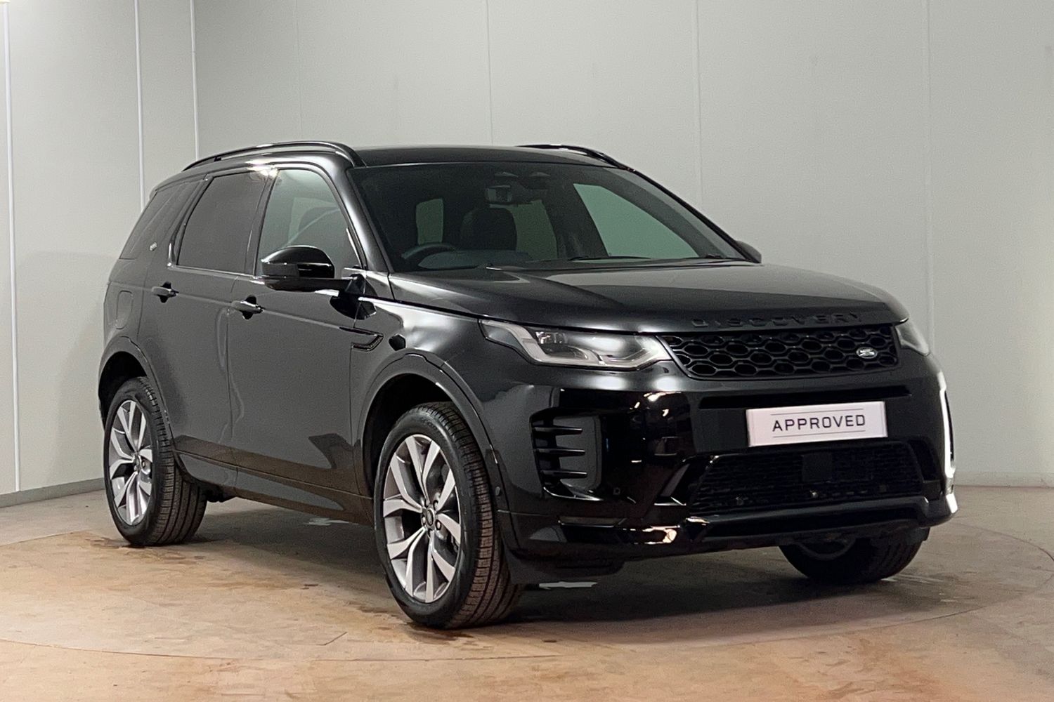Main listing image - Land Rover Discovery Sport