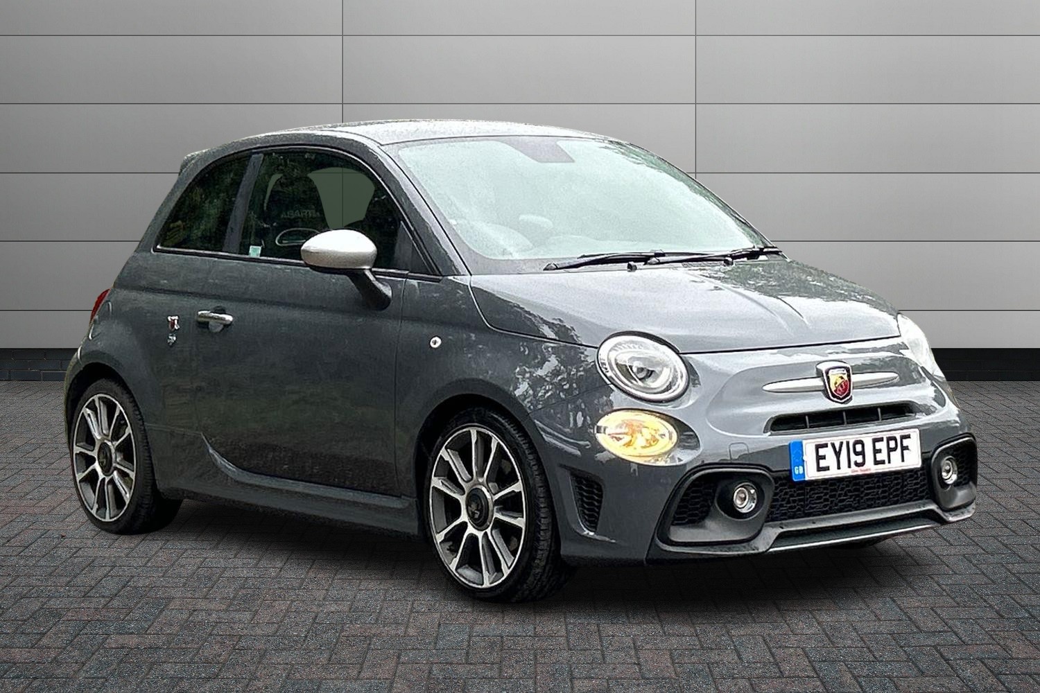 Main listing image - Abarth 595