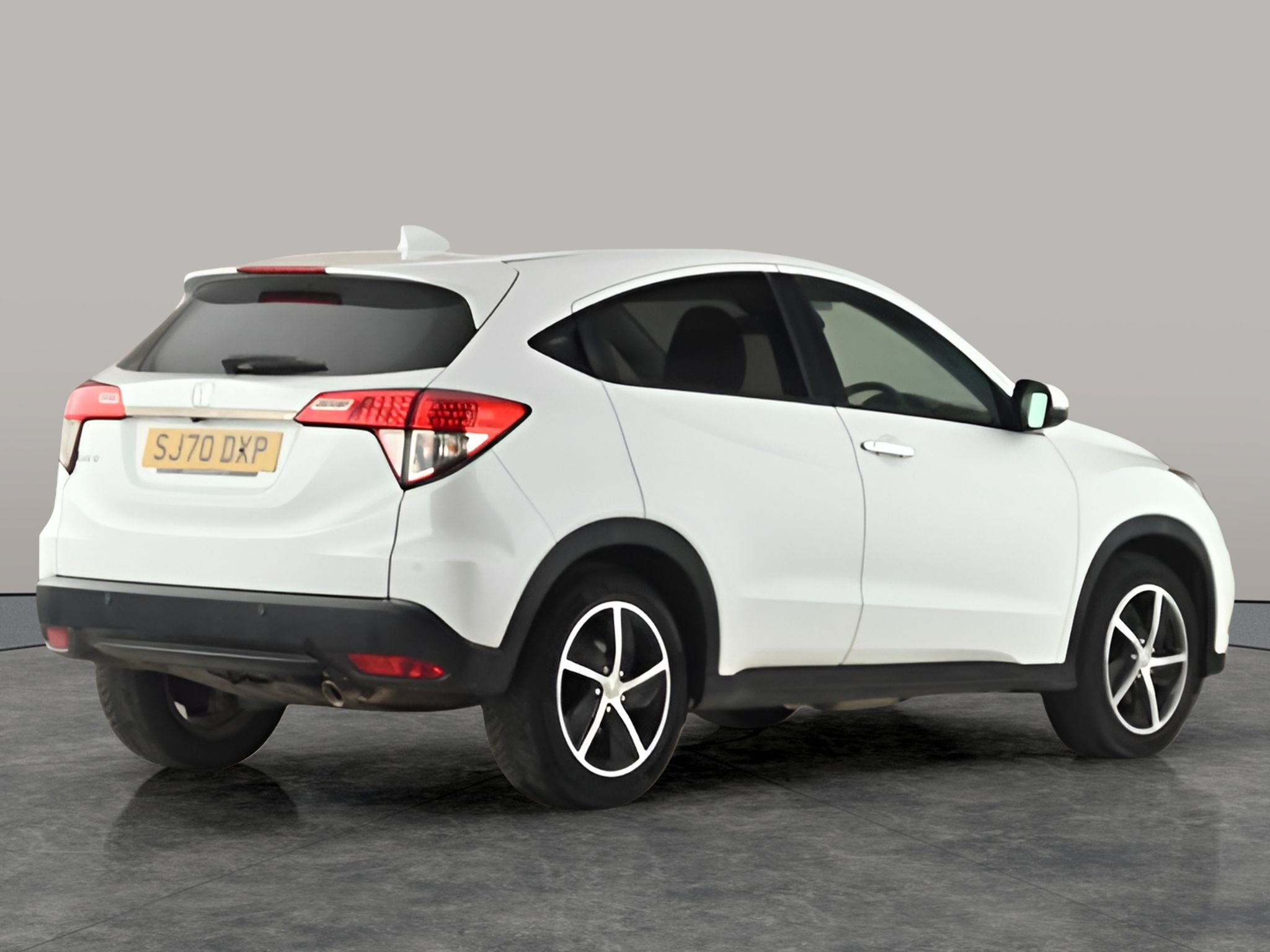 Main listing image - Honda HR-V