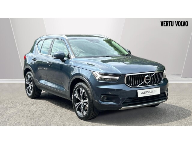 Main listing image - Volvo XC40