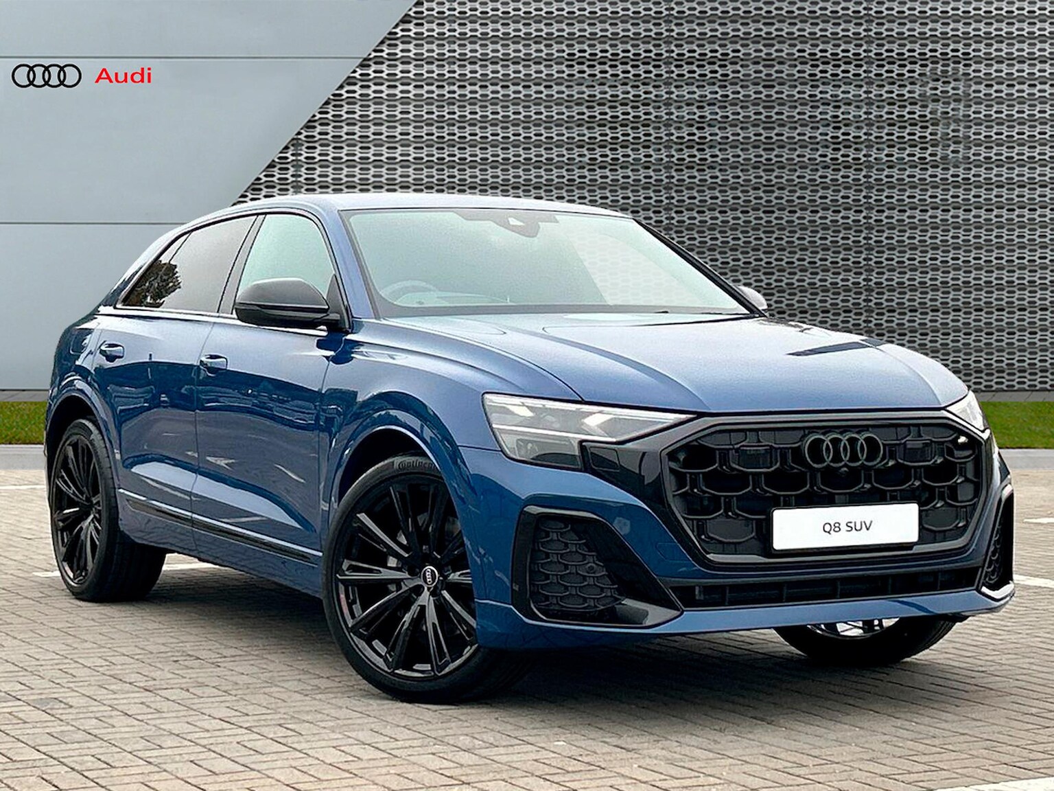 Main listing image - Audi Q8