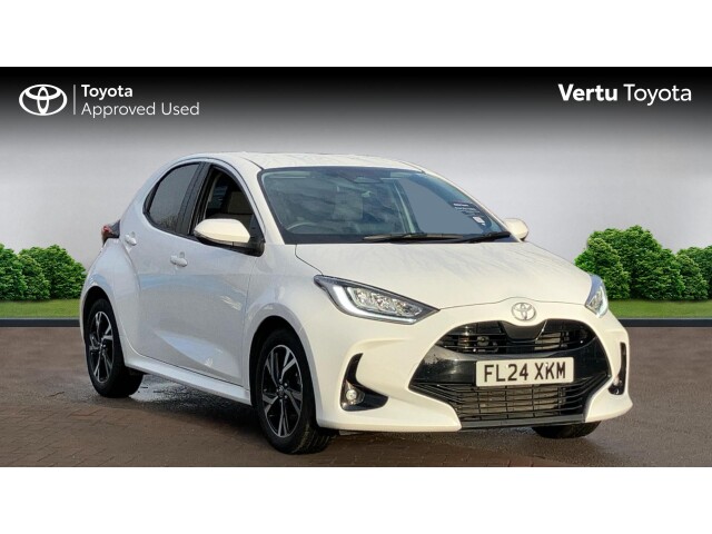 Main listing image - Toyota Yaris