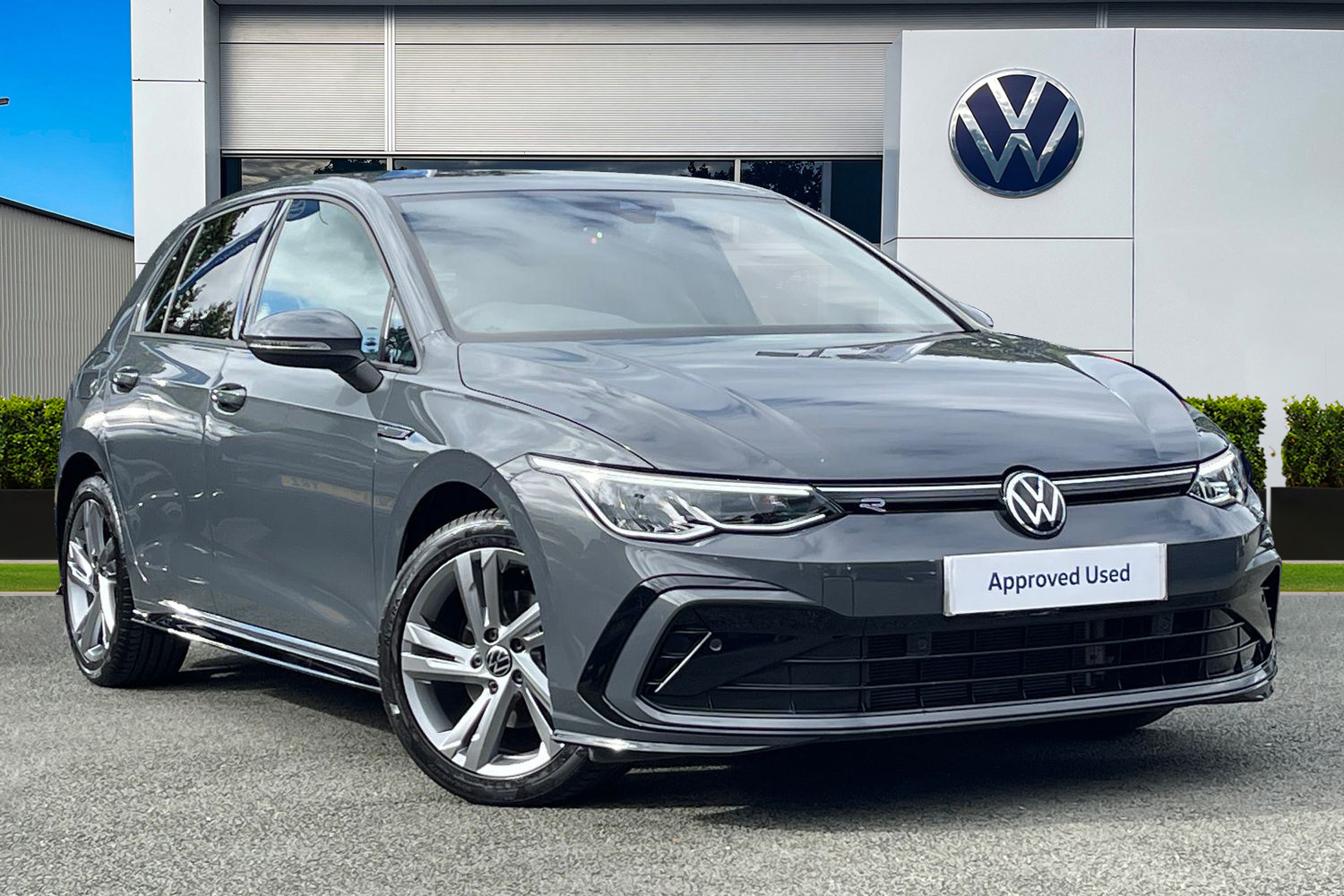 Main listing image - Volkswagen Golf