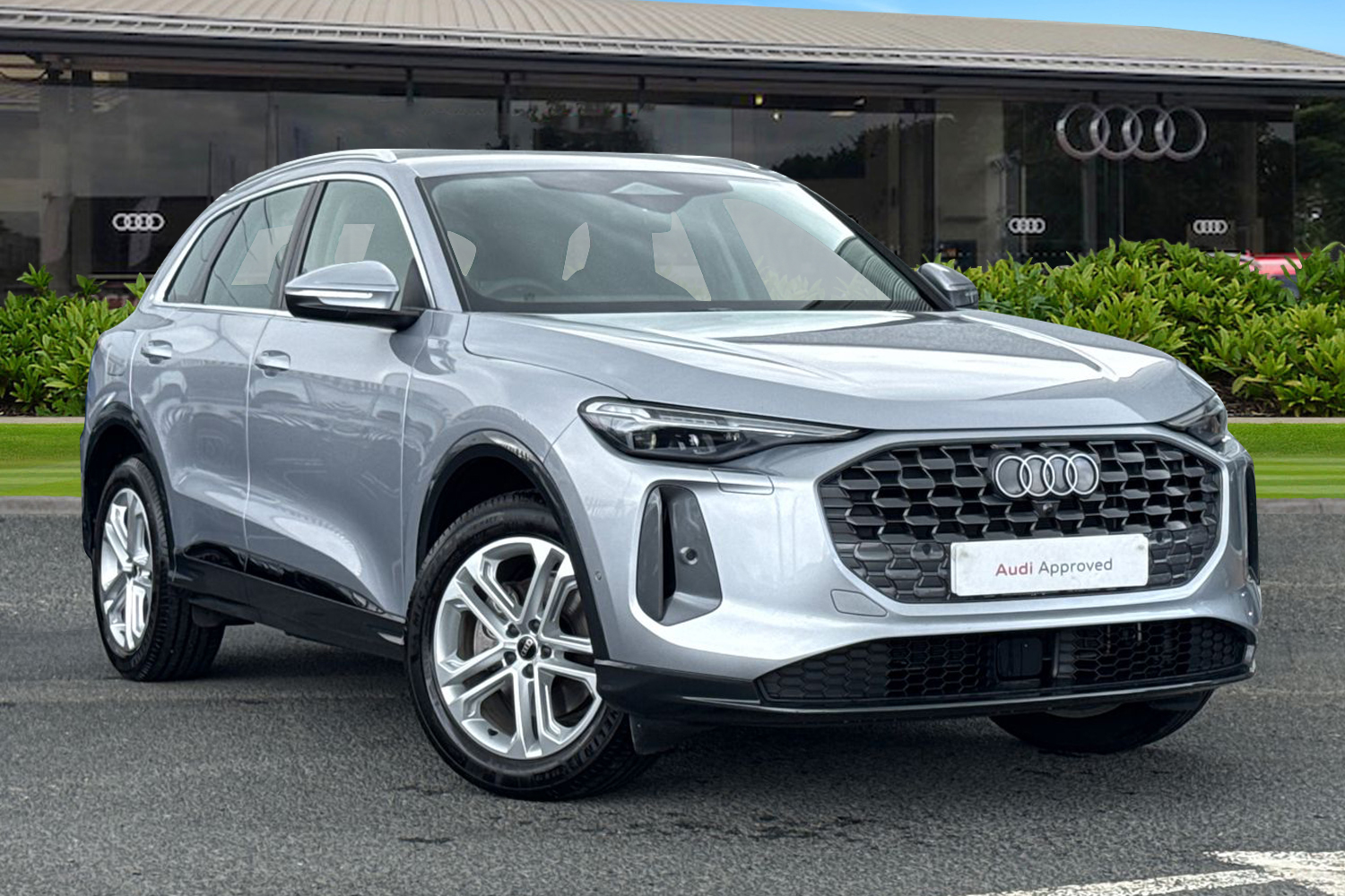 Main listing image - Audi Q5