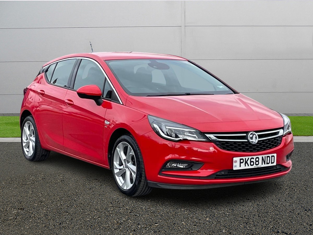 Main listing image - Vauxhall Astra