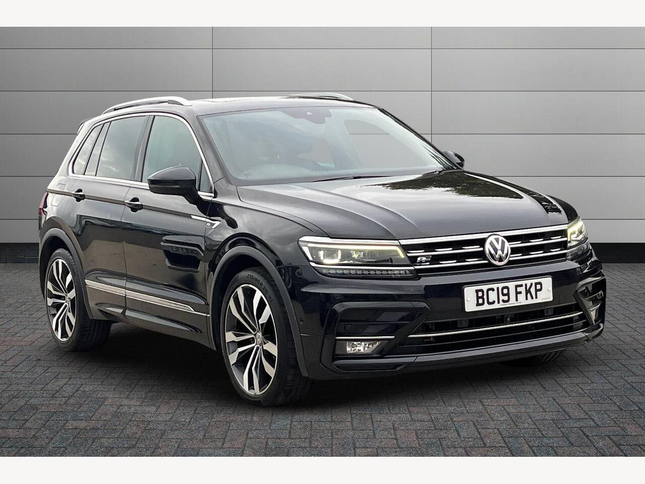 Main listing image - Volkswagen Tiguan