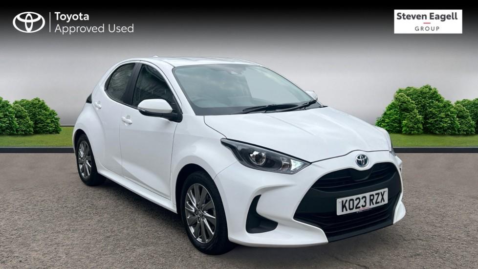 Main listing image - Toyota Yaris