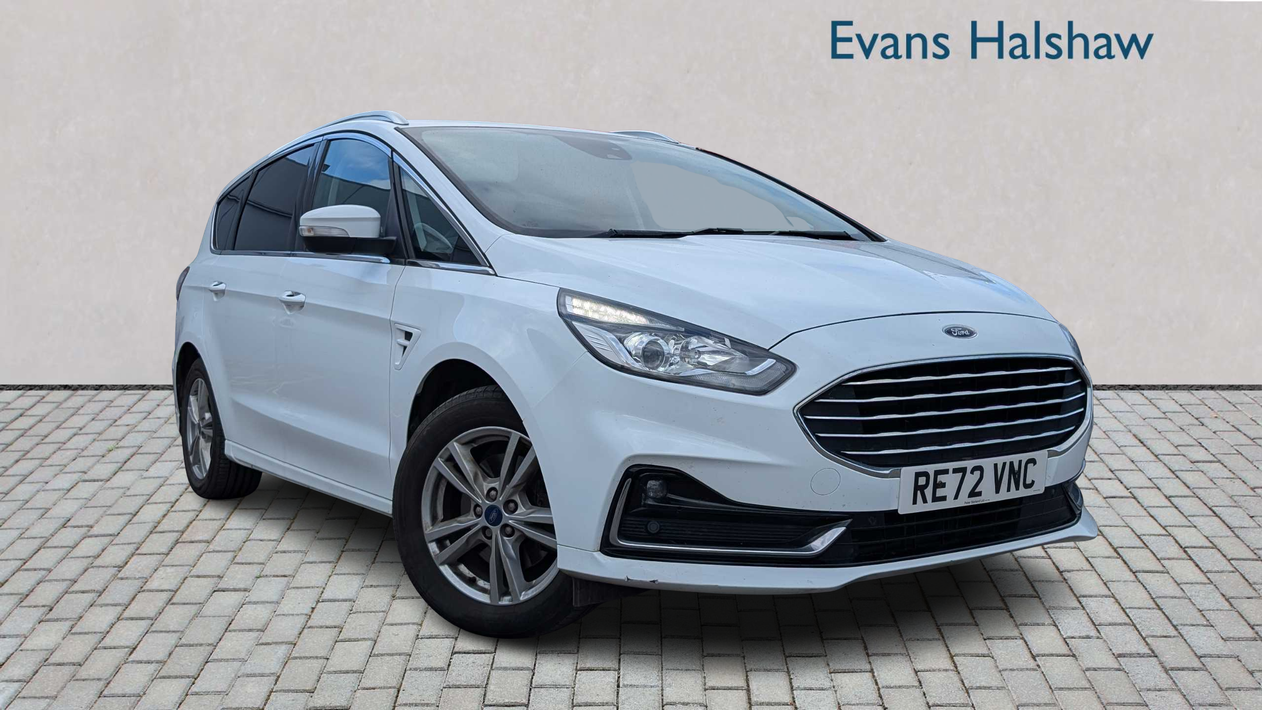 Main listing image - Ford S-MAX