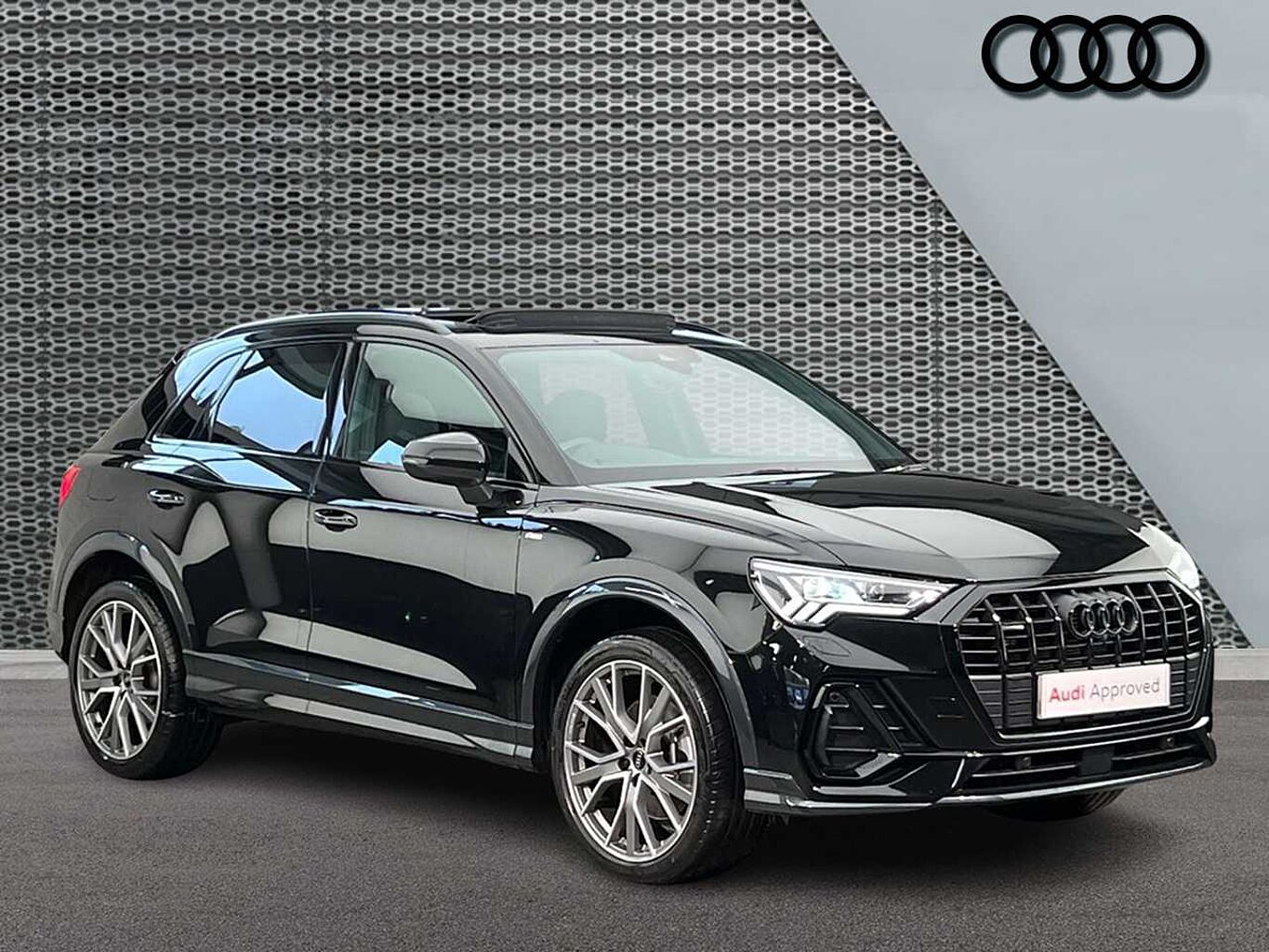 Main listing image - Audi Q3