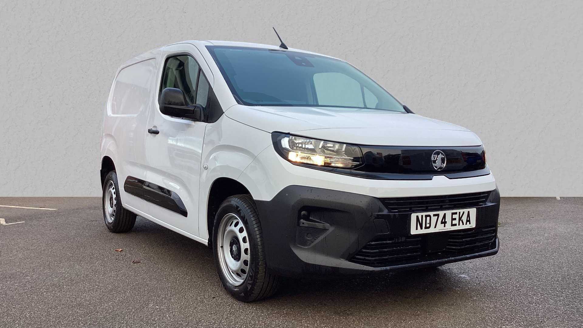 Main listing image - Vauxhall Combo Cargo