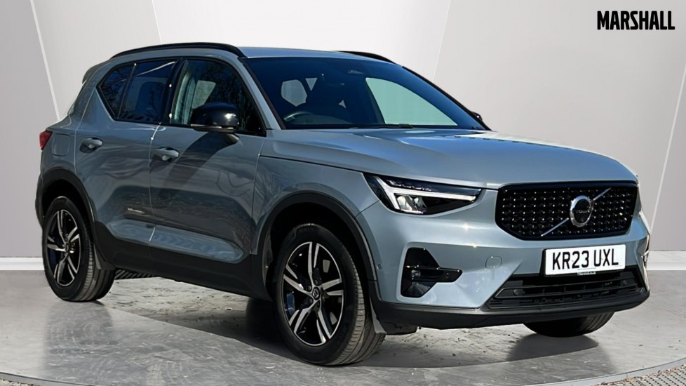 Main listing image - Volvo XC40