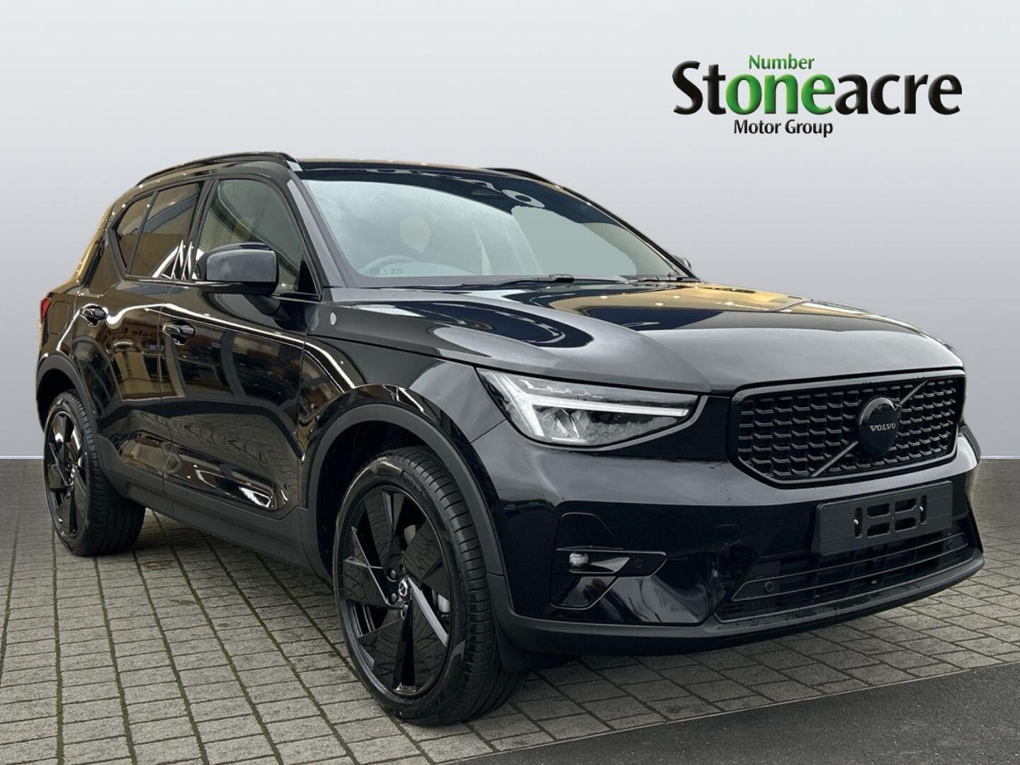 Main listing image - Volvo XC40