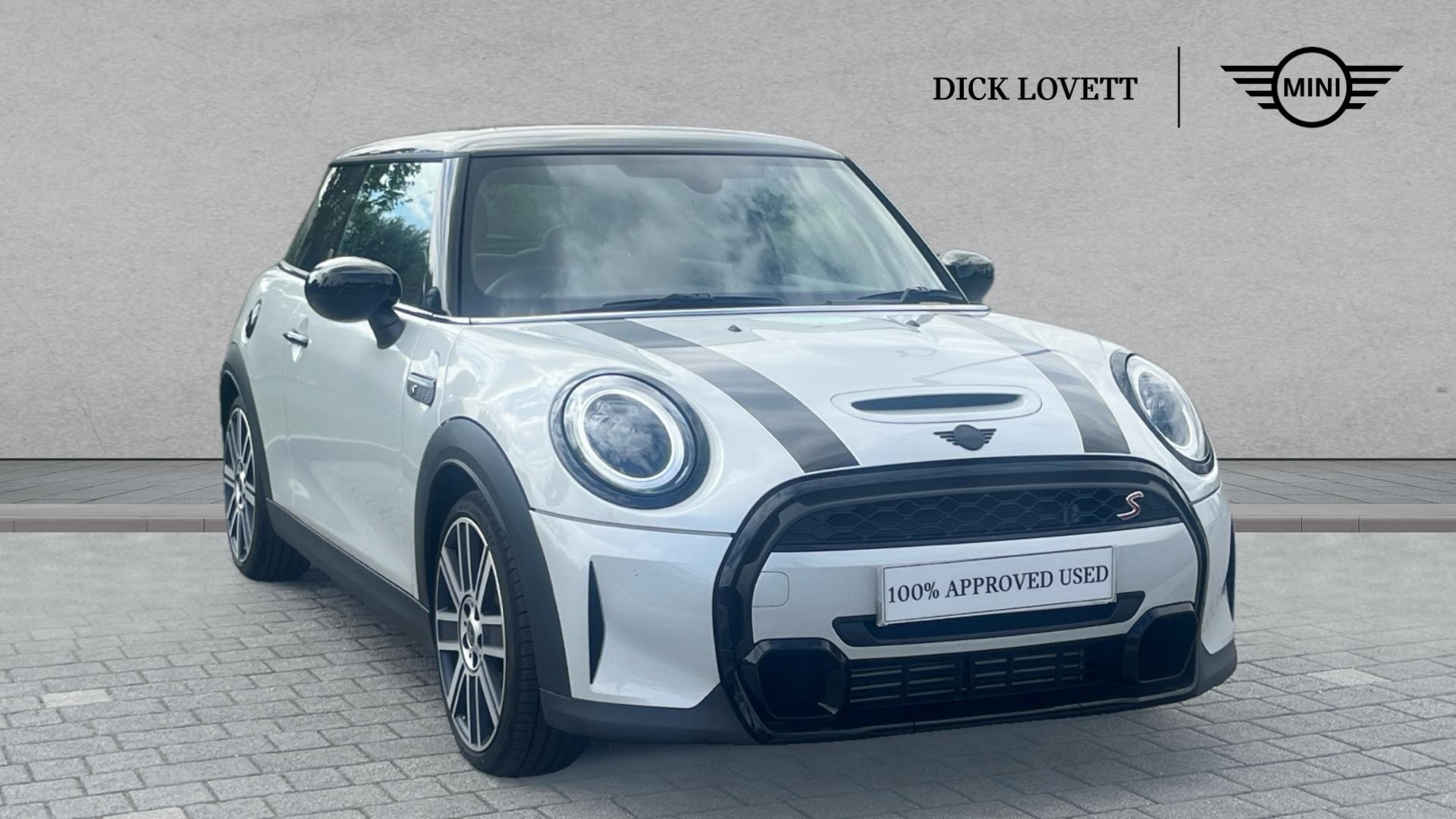 Main listing image - MINI Hatchback
