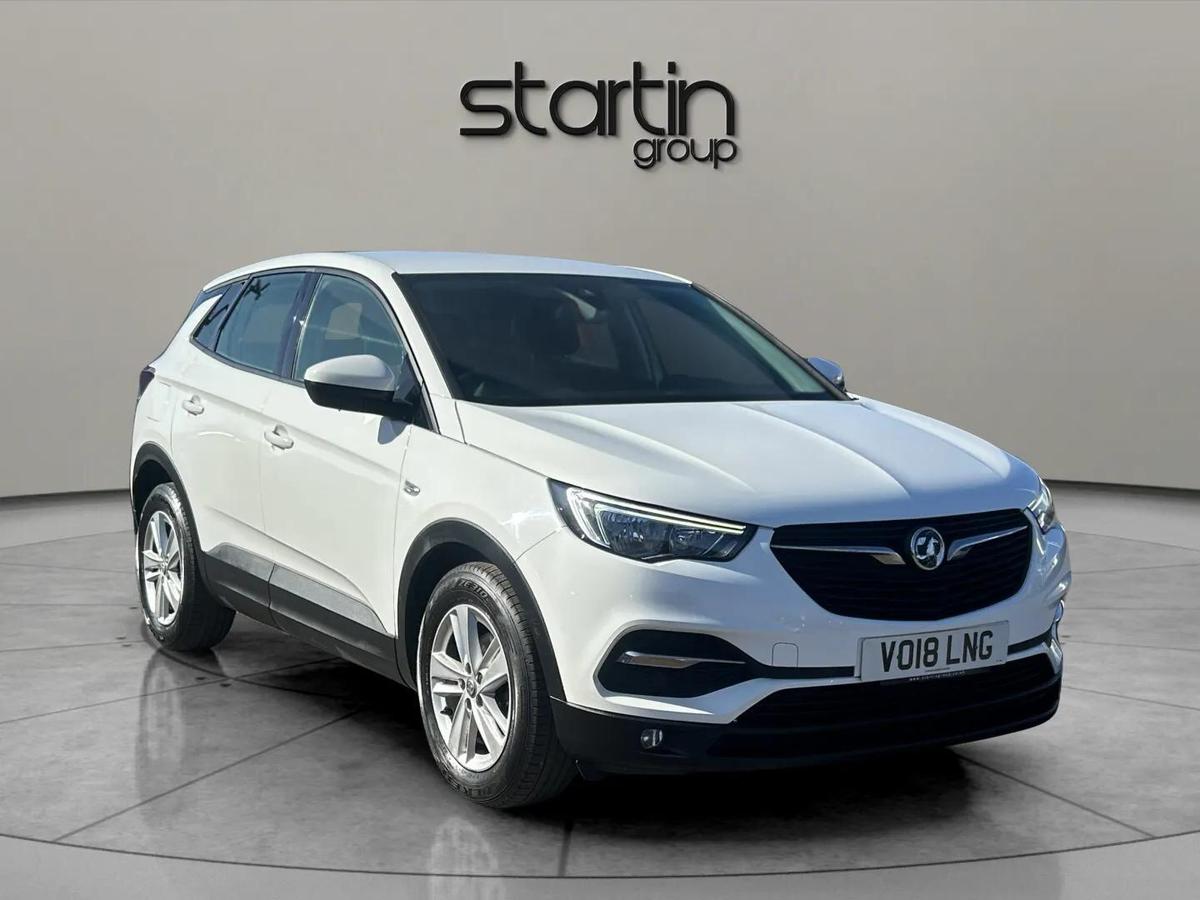 Main listing image - Vauxhall Grandland X