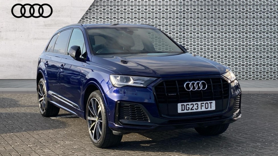 Main listing image - Audi Q7