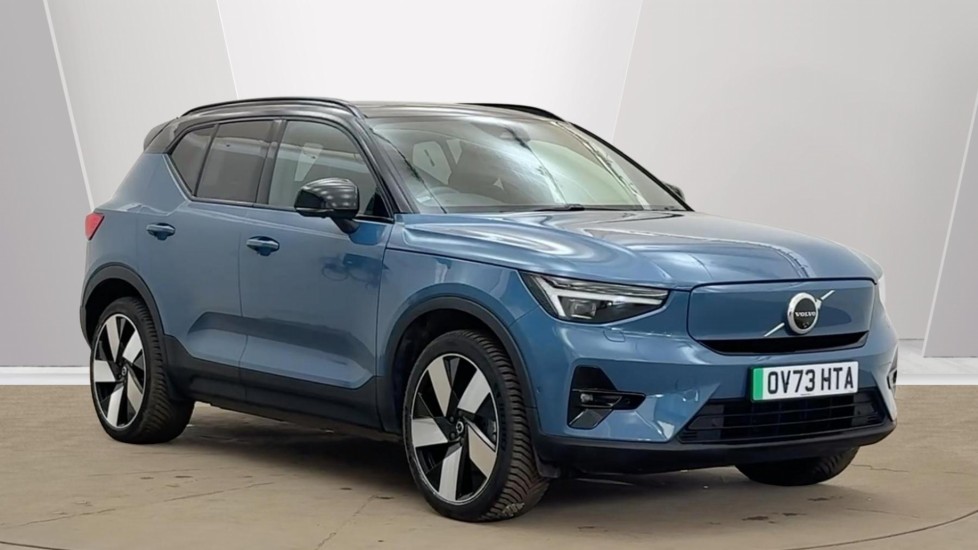 Main listing image - Volvo XC40