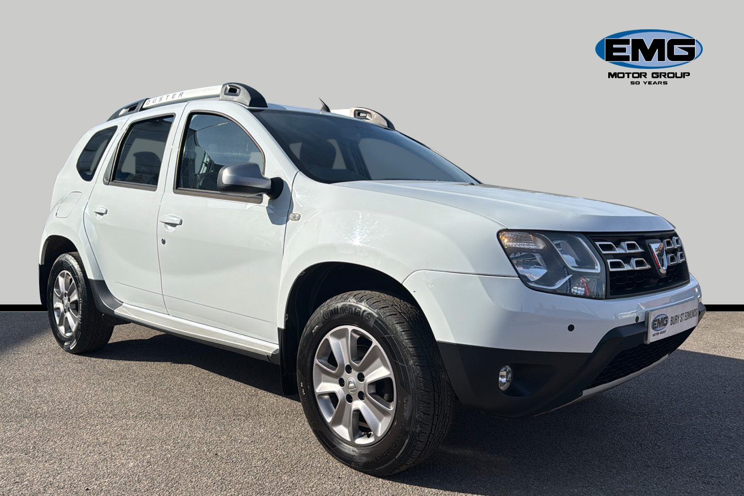 Main listing image - Dacia Duster