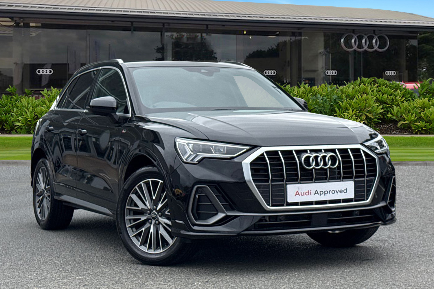Main listing image - Audi Q3