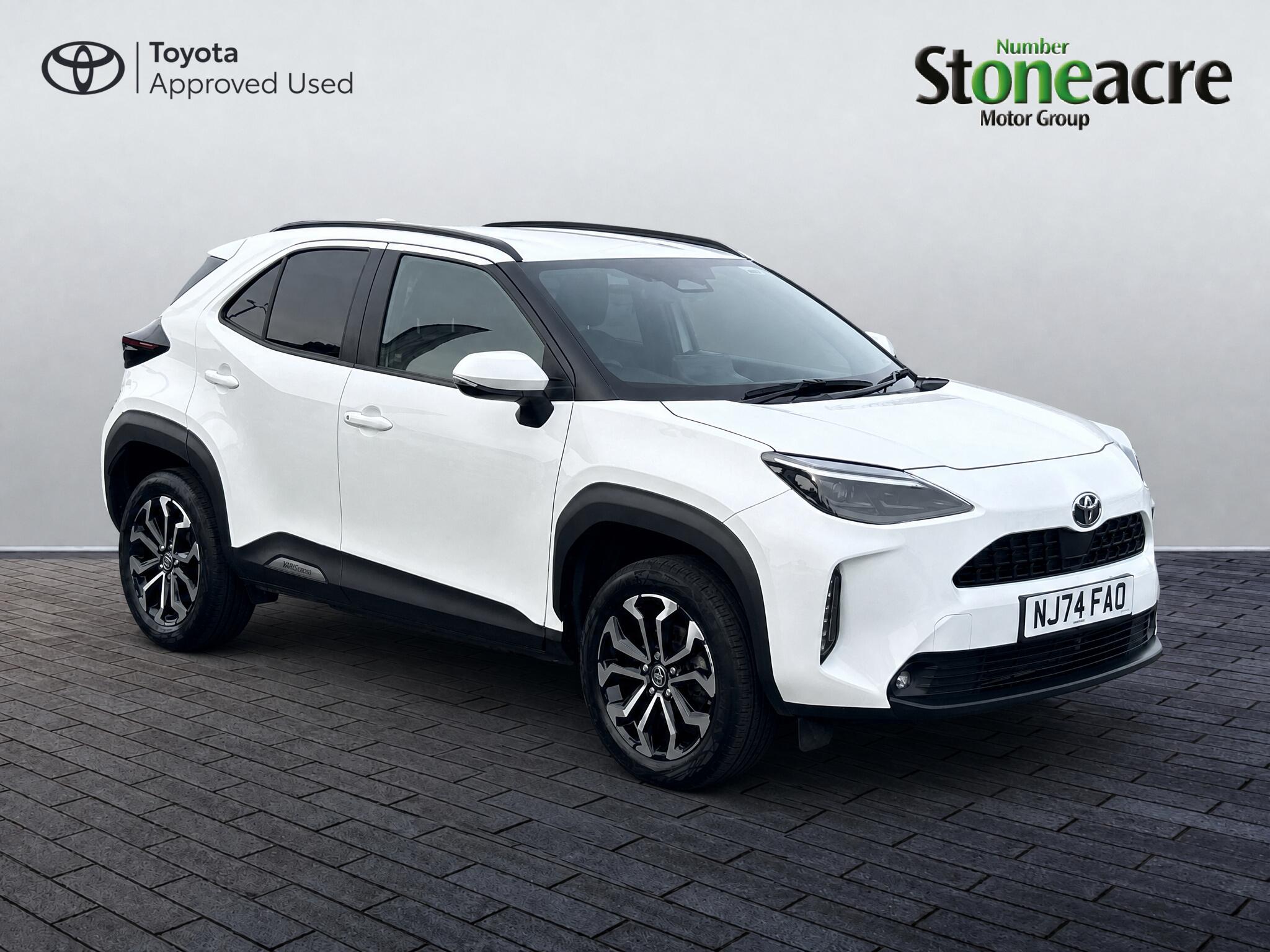 Main listing image - Toyota Yaris Cross