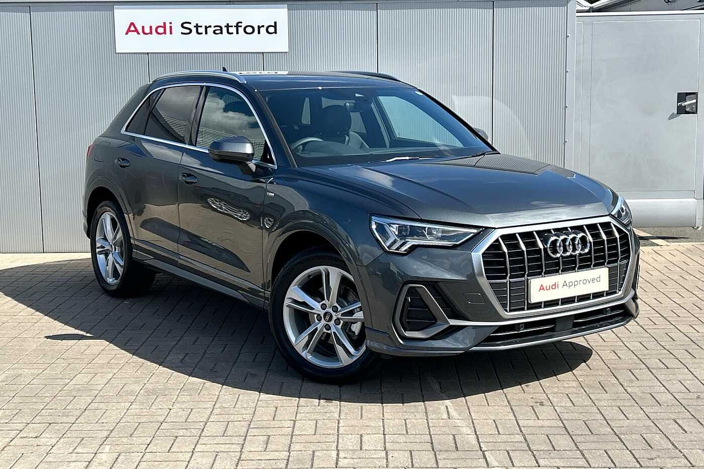 Main listing image - Audi Q3