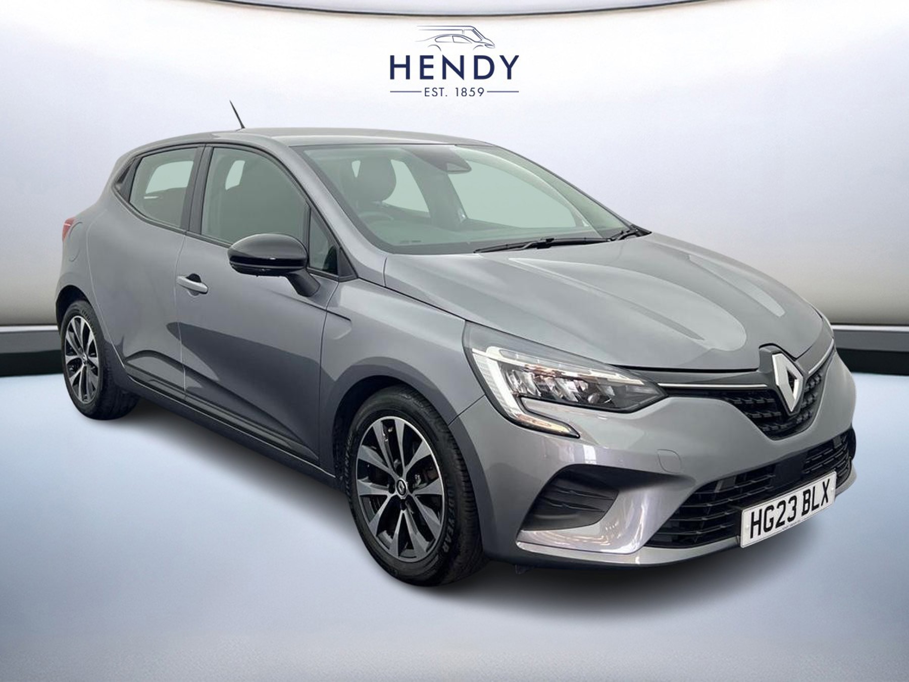 Main listing image - Renault Clio