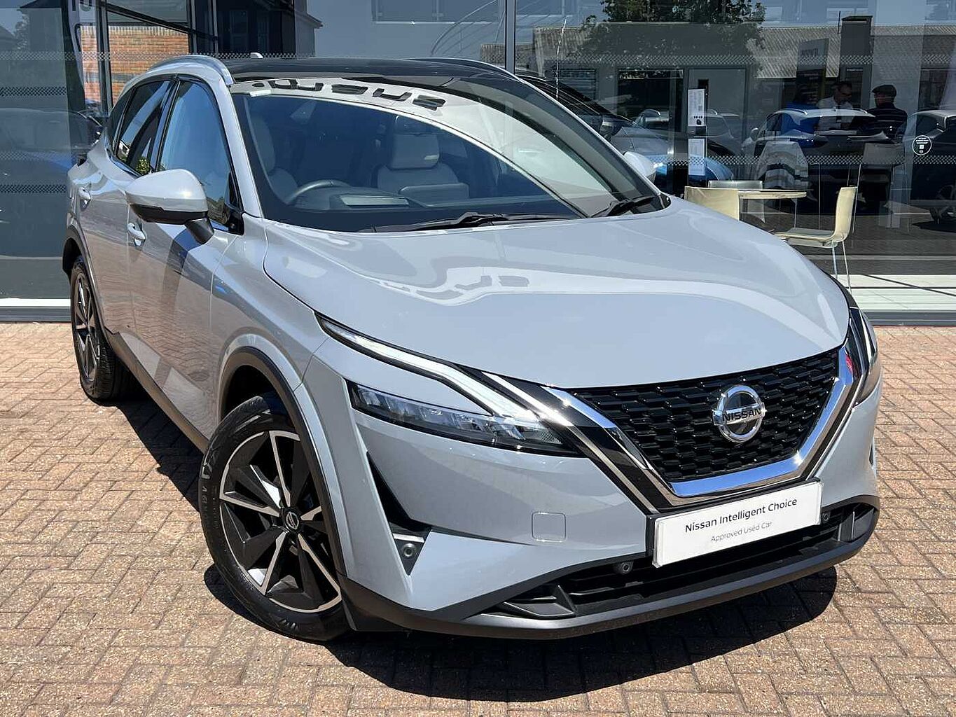 Main listing image - Nissan Qashqai
