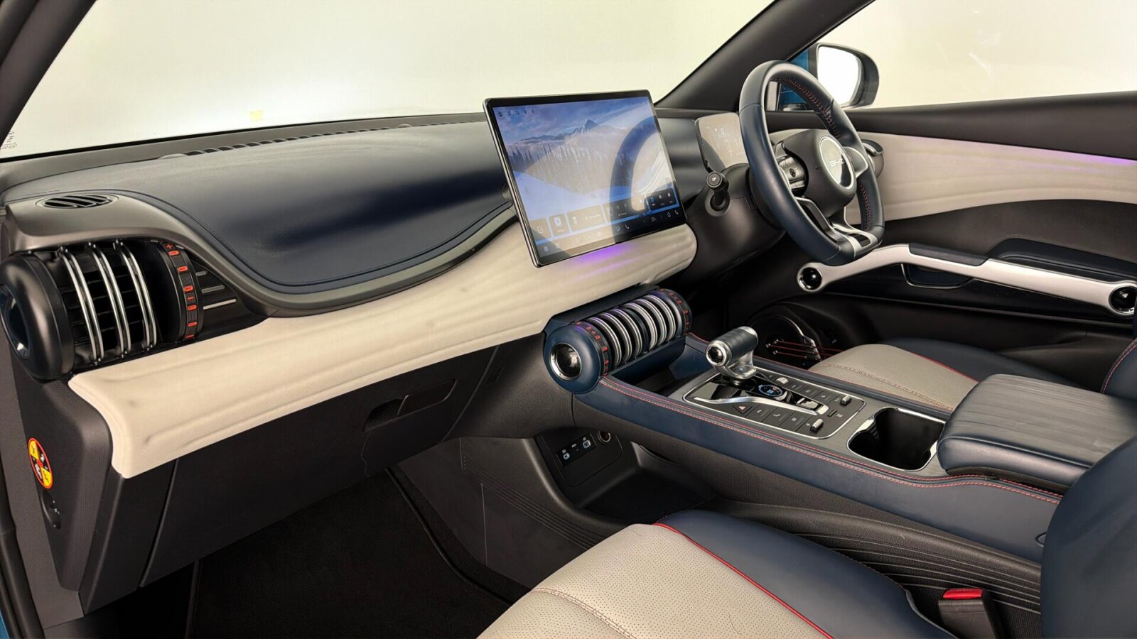 Main listing image - BYD Atto 3